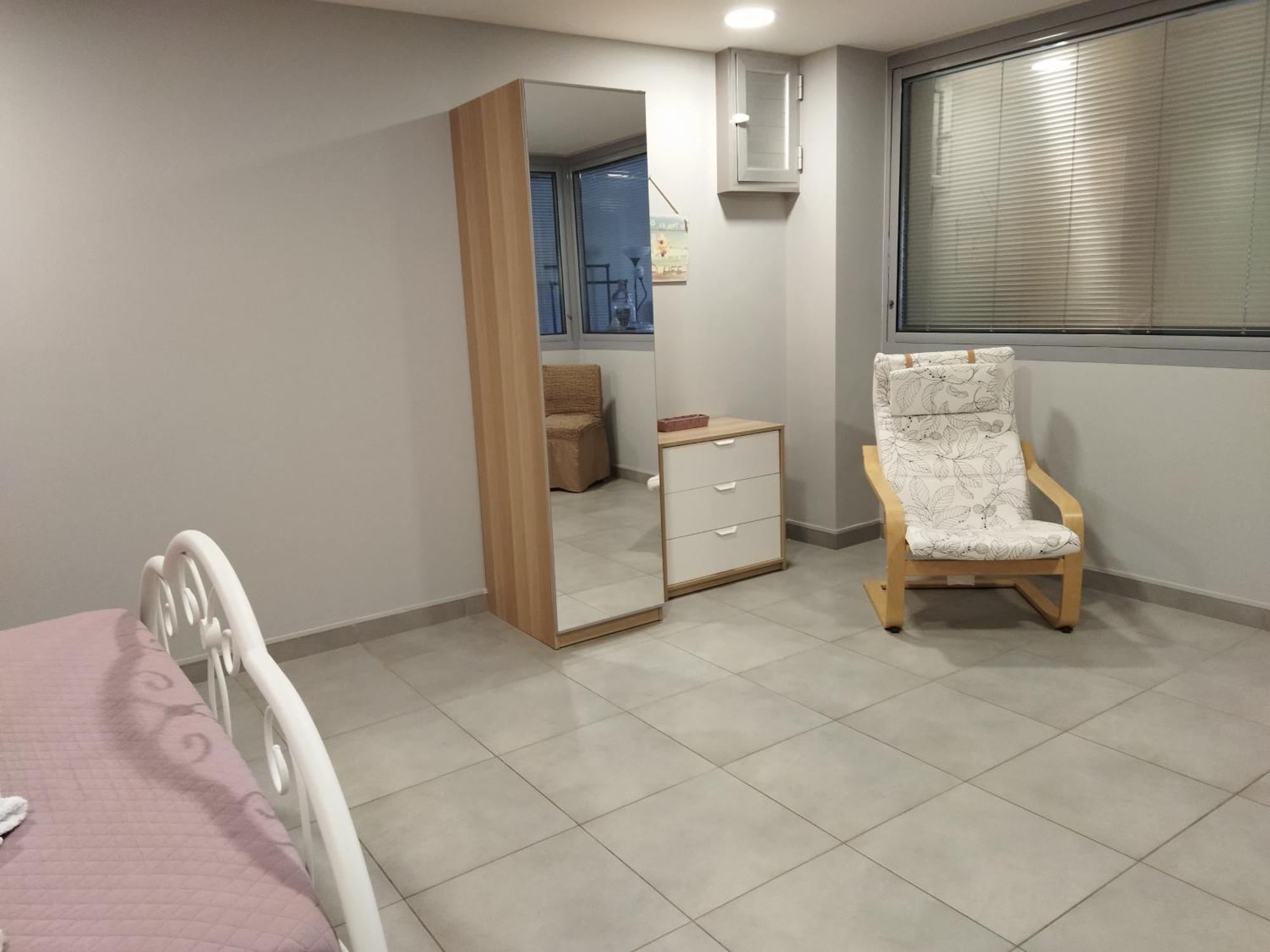 Cozy Apartment Near To The Airport Kouvaras Ruang foto