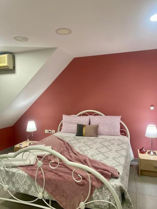 Cozy Apartment Near To The Airport Kouvaras Bagian luar foto
